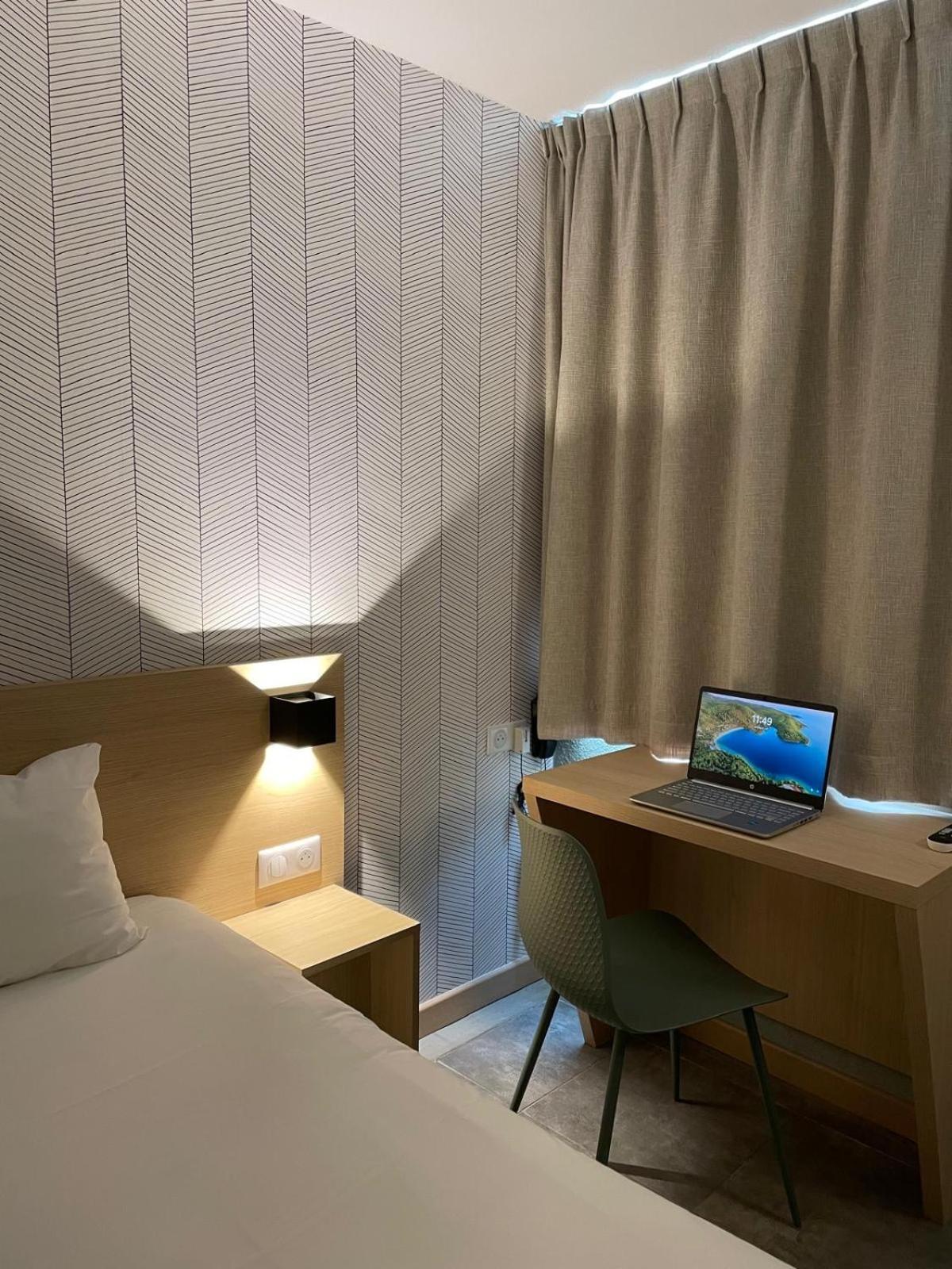 คีเรียด์มาร์เซลเลเอวส์มาร์ติกัวส์ Hotel มาร์ติกส์ ภายนอก รูปภาพ